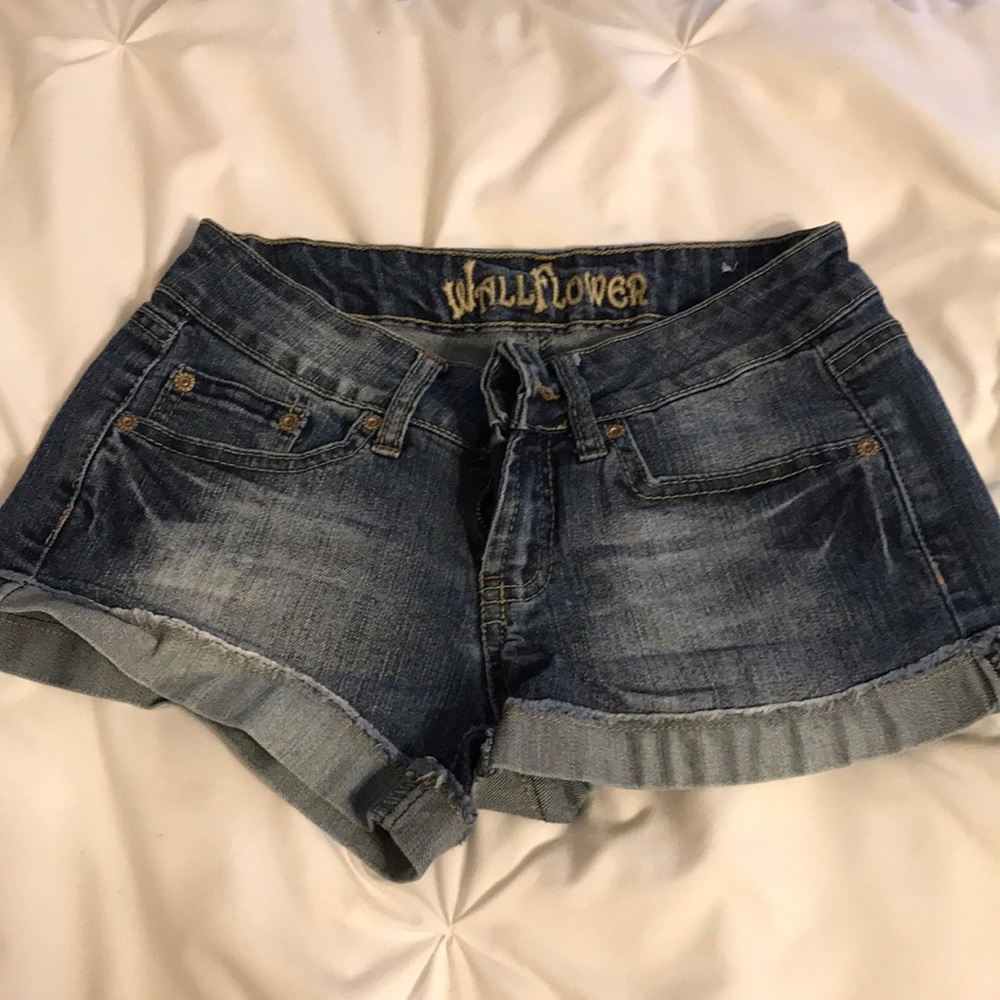 Wall Flower Jean denim shorts